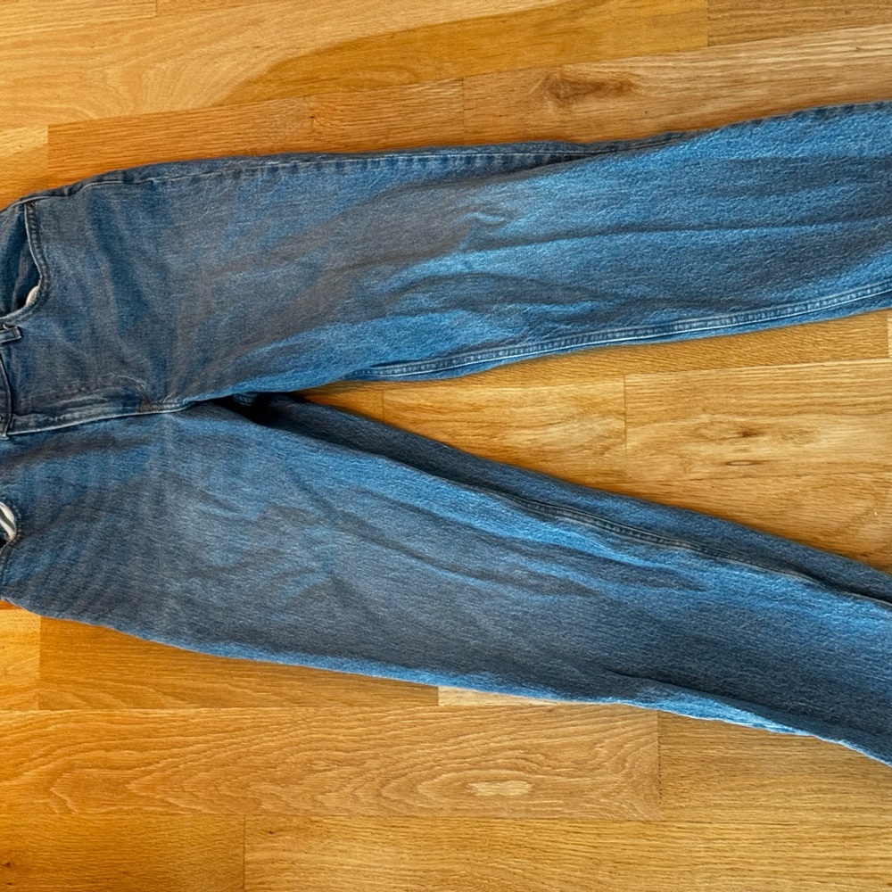 Abercrombie & Fitch Women’s Straight Blue Jeans